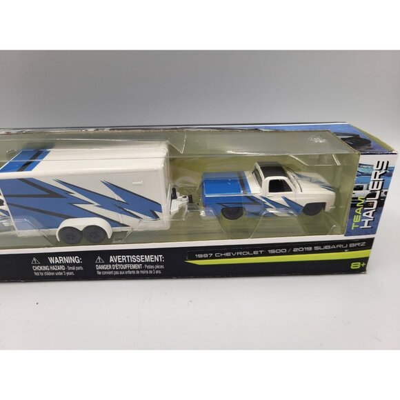 Maisto 1:64 1987 Chevrolet 1500 / Subaru BRZ w/ Enclosed Trailer – Team Haulers - Picture 3 of 8